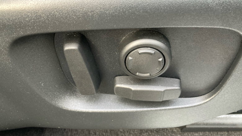 Land Rover Range Rover Sport 3.0 D300 HSE Silver 5dr Auto Diesel Estate